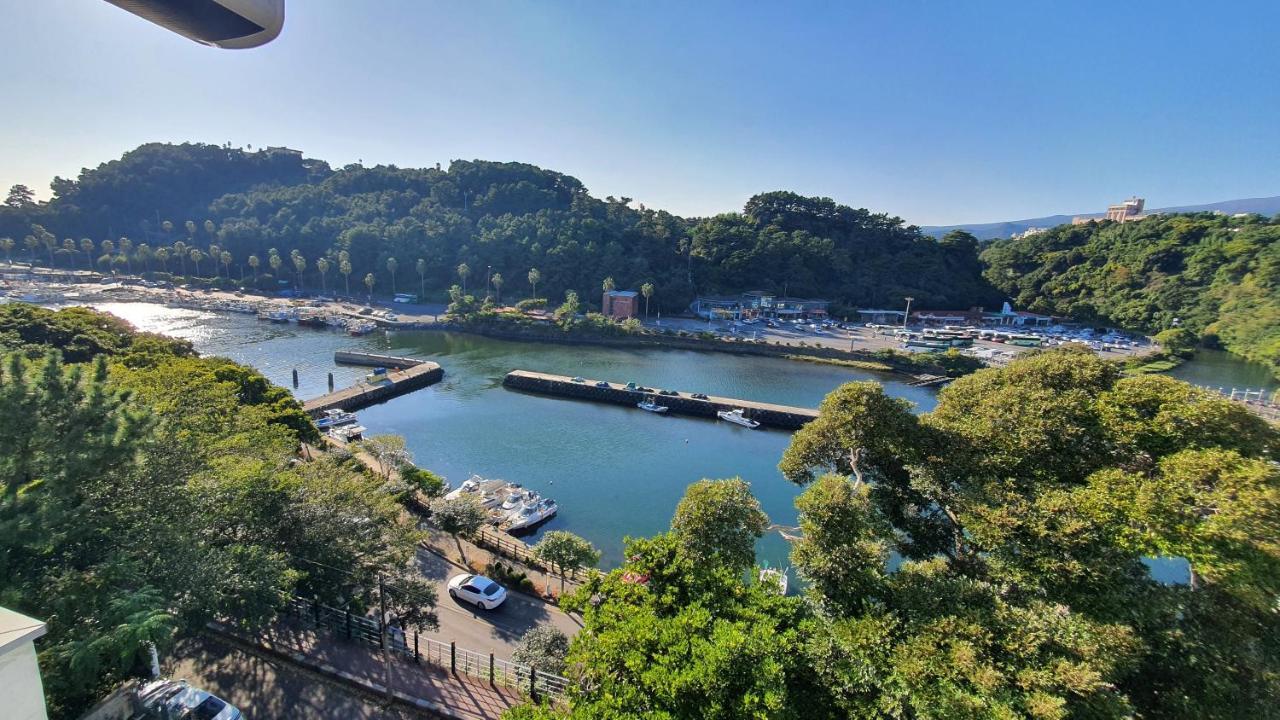 Cheonjiyeon Crystal Hotel Seogwipo Ngoại thất bức ảnh