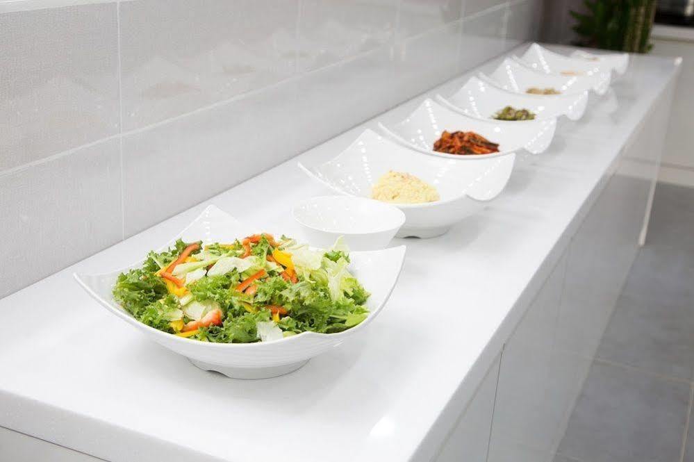 Cheonjiyeon Crystal Hotel Seogwipo Ngoại thất bức ảnh