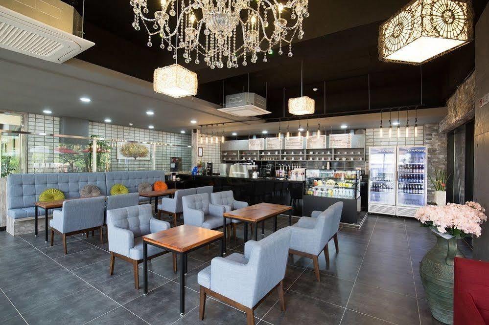 Cheonjiyeon Crystal Hotel Seogwipo Ngoại thất bức ảnh